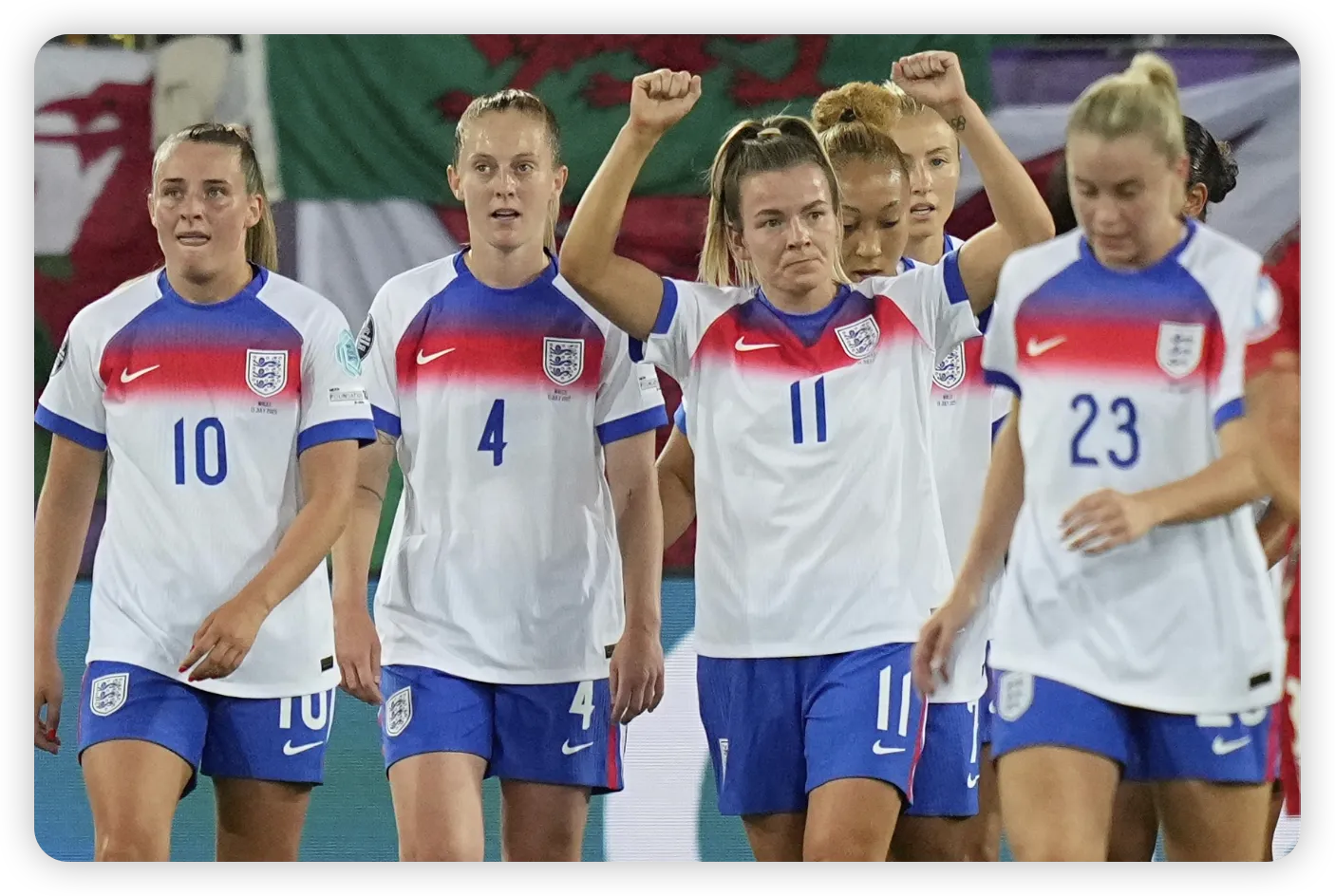 A Commanding Display from Start to Finish